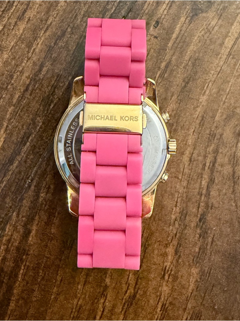 Michael Kors Mercer MK5890 Pink & Gold Chronograph Silicone Fashion Watch - Picture 5 of 6